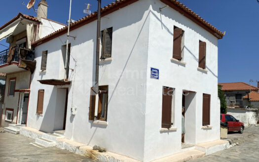 Μονοκατοικία στα Λύχνα