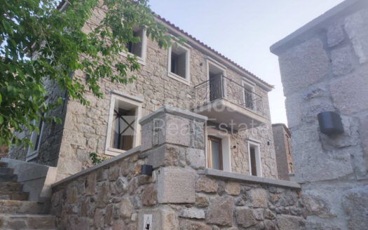 Μονοκατοικία στον Κοντιά