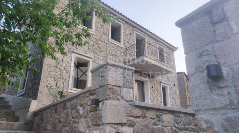 Μονοκατοικία στον Κοντιά
